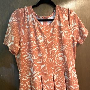 LuLaRoe Amelia size XL with pockets